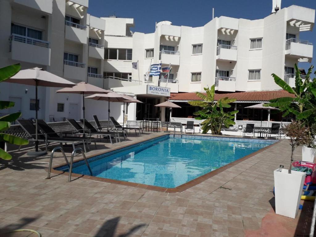 Boronia Hotel Apartments Larnaca Buitenkant foto